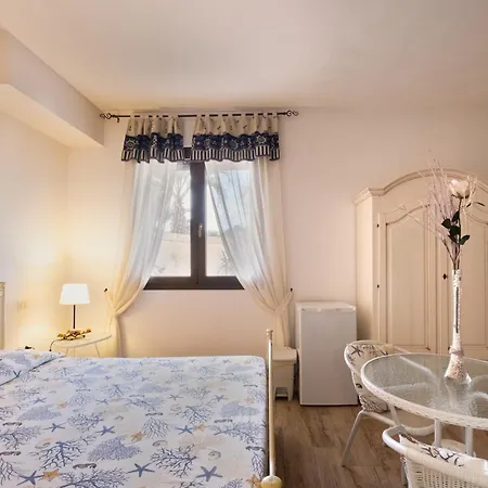 Anna's House