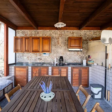 Anna's House فيلة